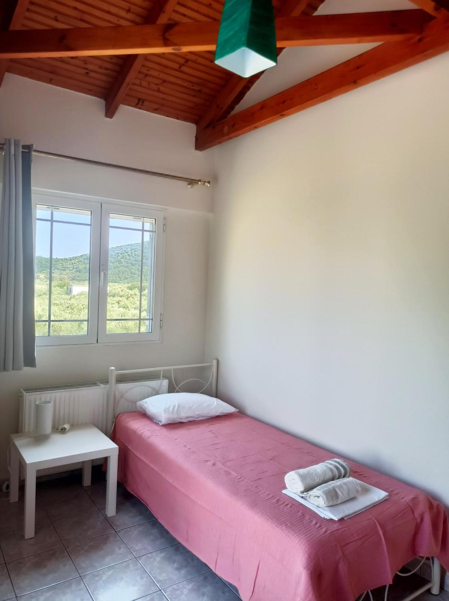 Zoi'S Hοuse.Vacation Home In Mani Near Vathi Beach Dış mekan fotoğraf