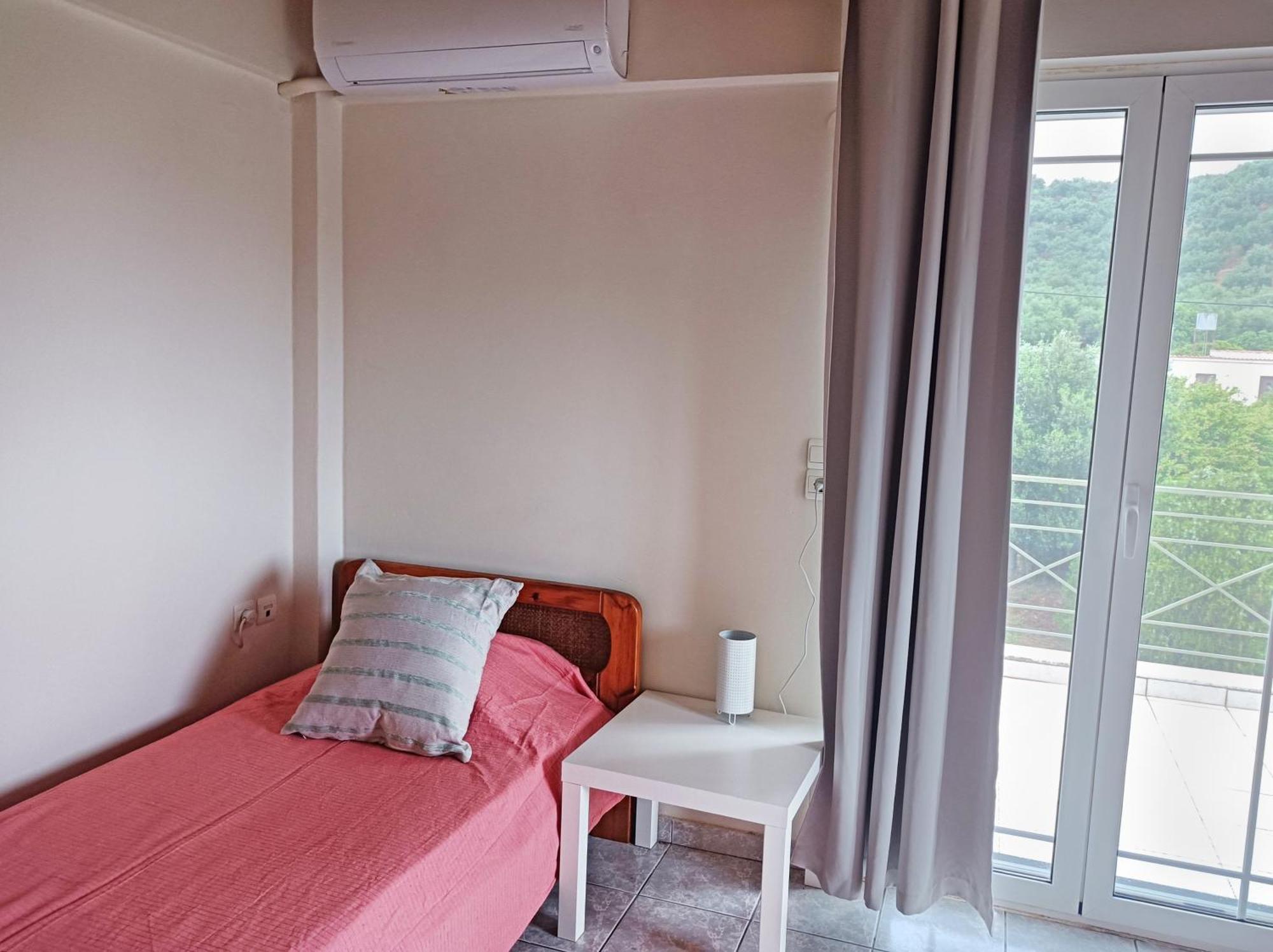 Zoi'S Hοuse.Vacation Home In Mani Near Vathi Beach Dış mekan fotoğraf